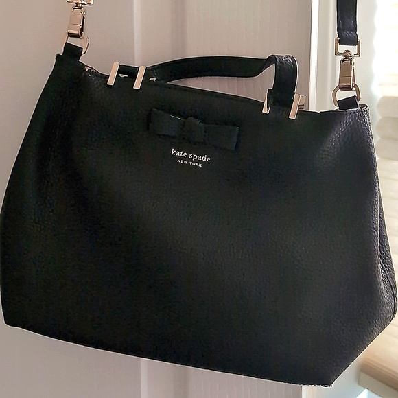 kate spade Handbags - Kate Spade NY Gwyn Pershing Street Satchel in Black. Perfect For fall.Low Price